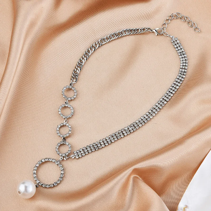

Collarbone chain, full diamond ring necklace, elegant and high-end evening dress neckline