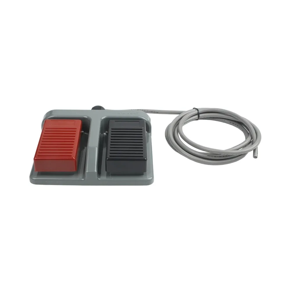 Dual foot switch MD FS65 with construction and USB functionality suited for gaming and multi tasking environments