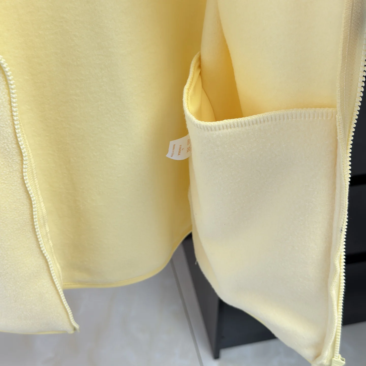 

Thermal Loing Faux Lamb Fur Vest Jaet Autumn Winter Layering Warmth Retention Zipper Closure Color Commute Sle Vest