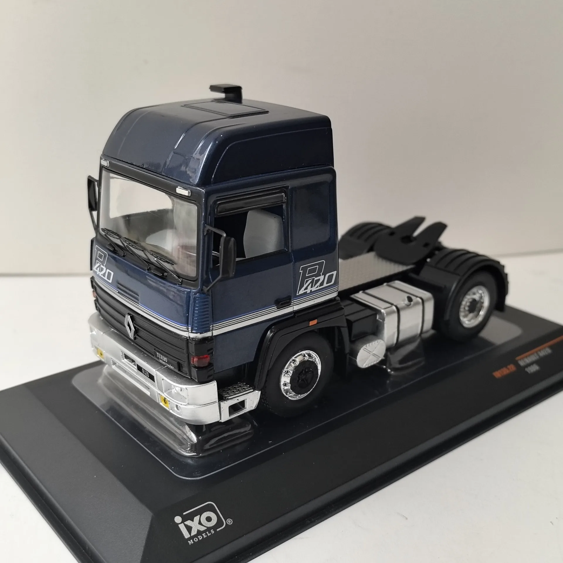 diecast-ixo-1-43-bilancia-renault-r420-1986-renault-rimorchio-camion-in-lega-modello-di-auto-da-collezione-giocattolo-regalo-souvenir-display-ornamento