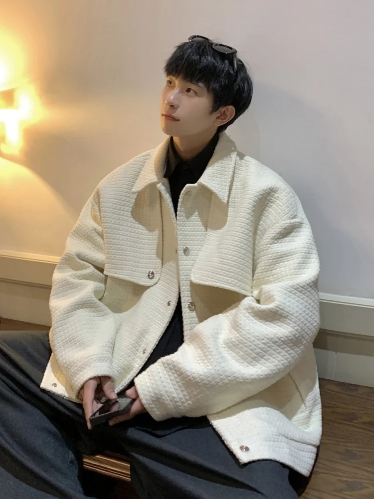 

Модная молодежная мужская куртка на весну-осень, свободного кроя, с защитой от сминания, декоративными пуговицами, длинными рукавами, на одной пуговице