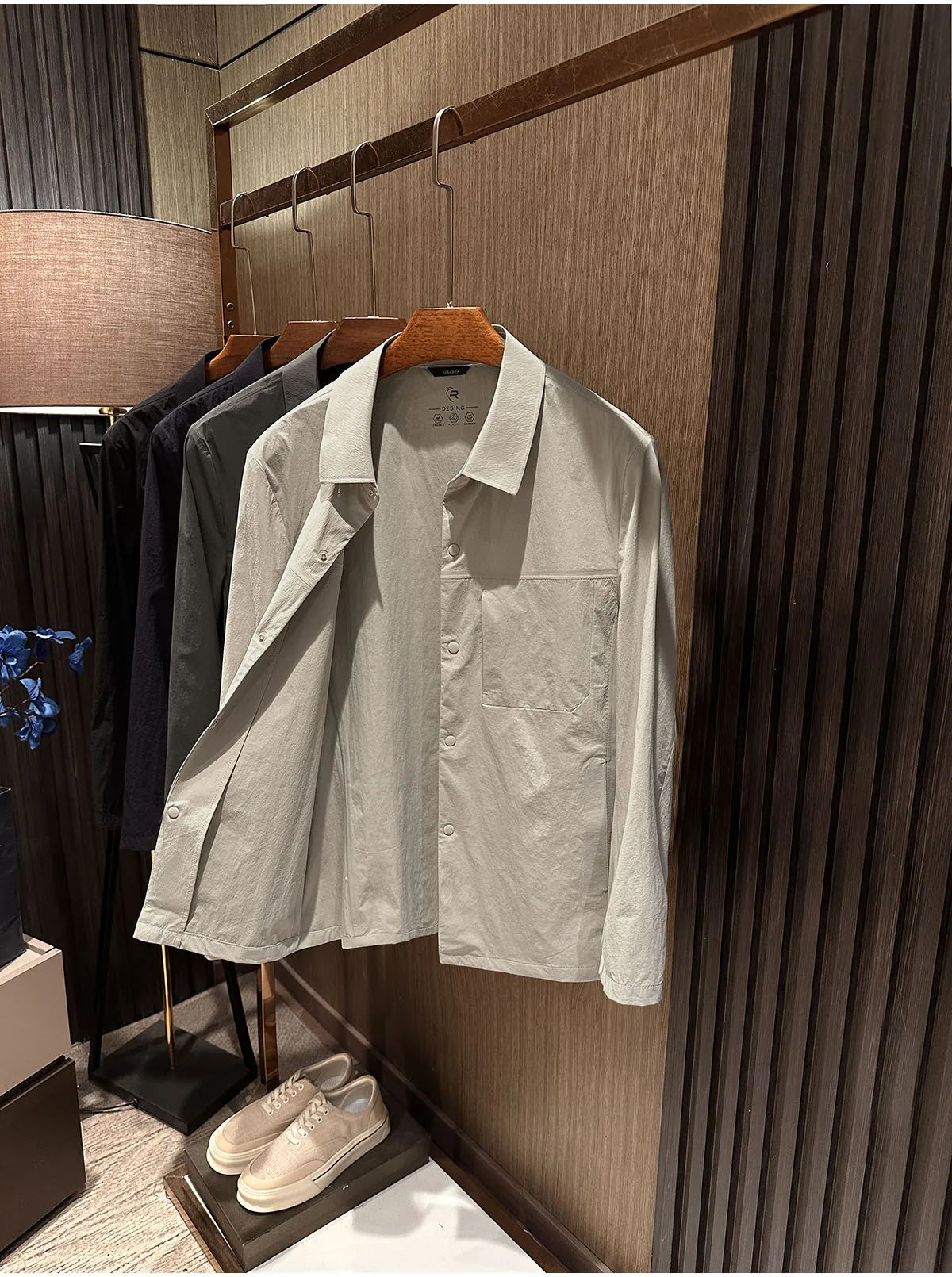 Seamless High-End Men's Summer Jacket Lightweight Breathable Sun Protection Nylon Polyester Composite Fiber Slim Fit Long Sleeve