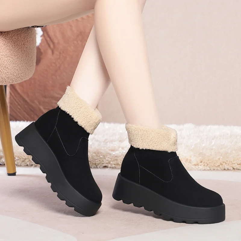 

Thick Bottom Retro Flat Platform Shoes Winter Women's Casual Suede Snow Boots 2025 Comfortable Warm Fur Short Ankle Boots Office