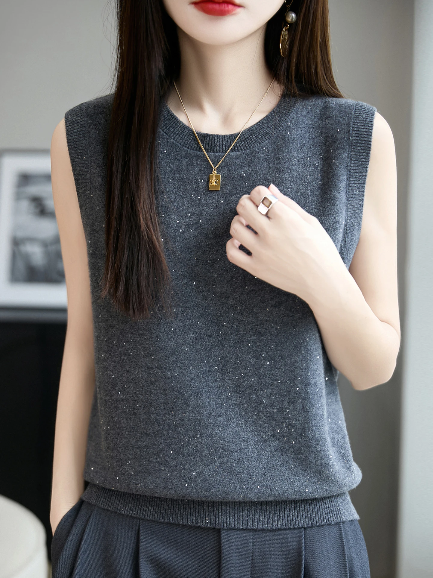 엘리 시퀸 순모 스웨이드 라운드 네이키드 니트 베스트 여성 아우터웨어 이너 매치 탑 베이스 아이르트 스웨터 베스트