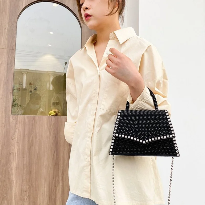 

Chic And Elegant Leather Crossbody Bag For Women Fashion Shoulder Purse Handbag Ladies Designer Classic Small Bag