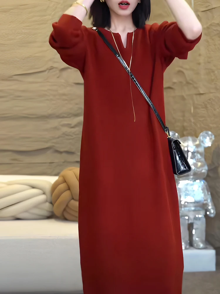 

Женское модное трикотажное платье с V-образным вырезом и длинными рукавами, длиной до колена, свободного кроя, для повседневной носки, осень-зима, новинка