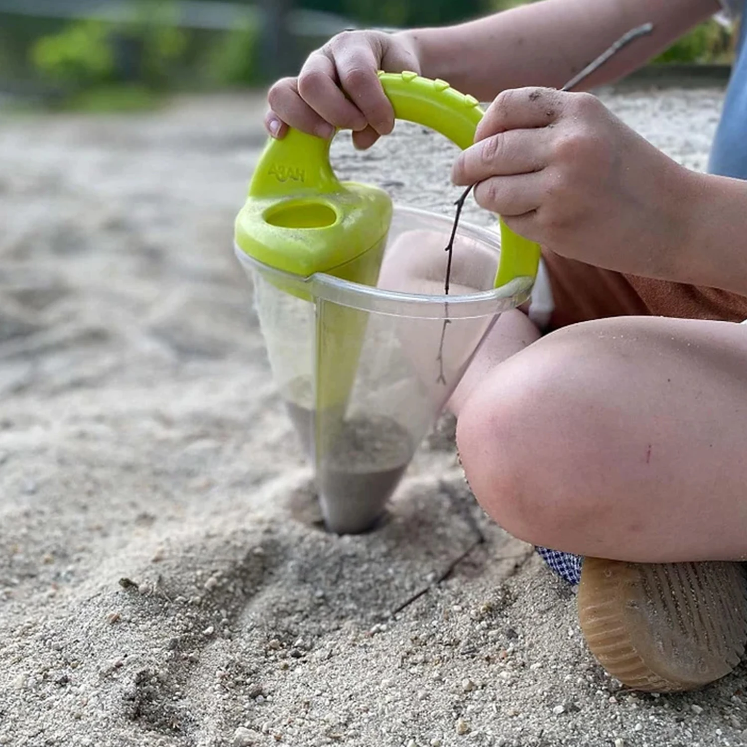 Beach Funnel Toy Sand Water Spilling Funnel Toy for Sand Castle Building Toy Funny Creations Sand Toys Set Digging Sand Kit