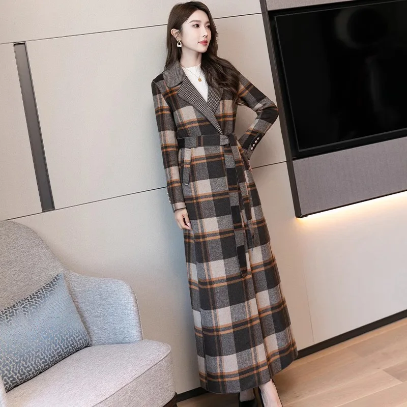 

New Women Spring Autumn Elegant Plaid Woolen Coat Fashion Turn-down Collar Slim Waist Contrast Color Long Wool Blended Coat