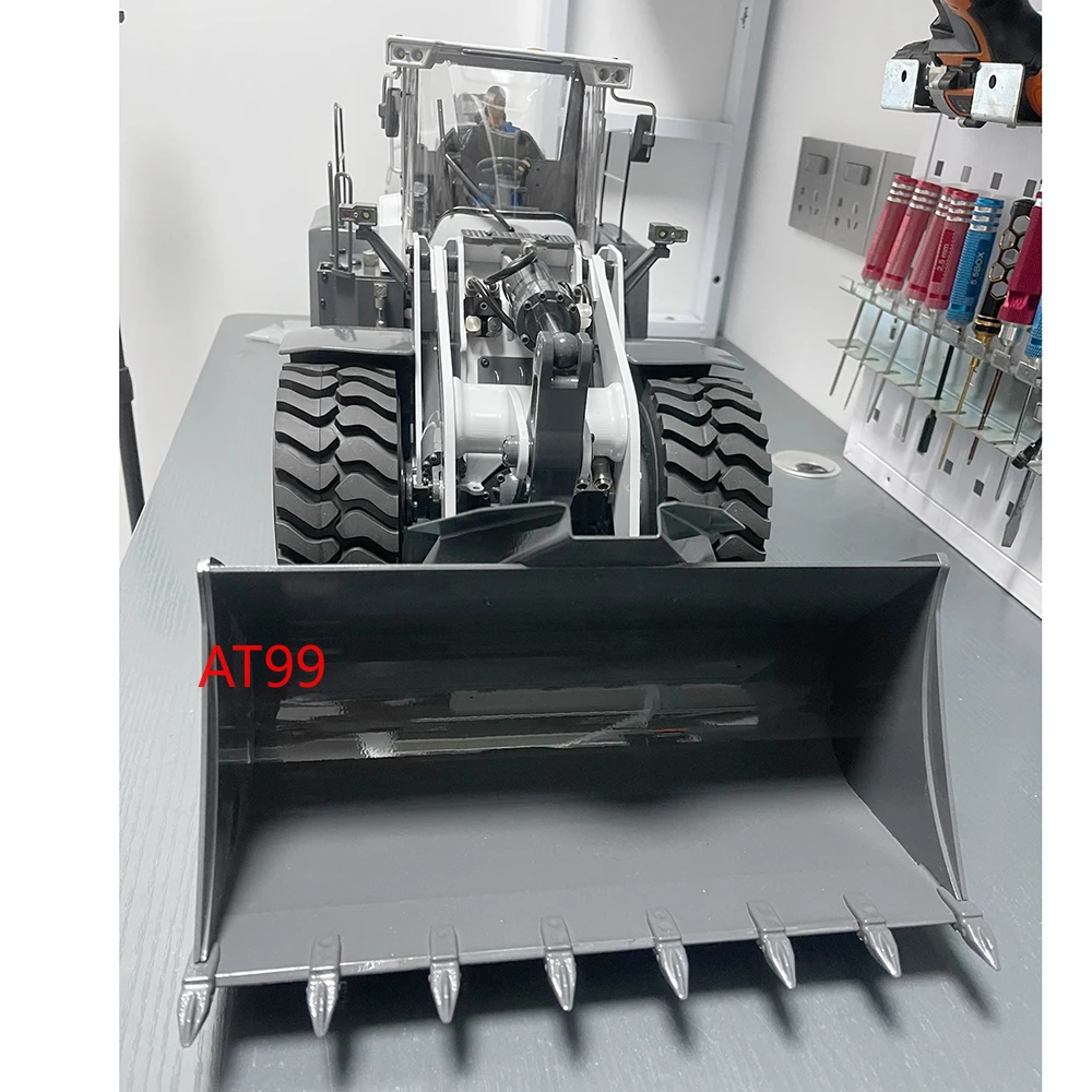 580 RC Loader 1/14 Remote Control Hydraulic Loader Metal Model RTR with Smoke System Wheel Loader Adult Remote Control Car Toy