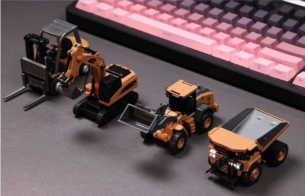 1：64 Scale RC Forklift Alloy Bluetooth App Control Liftable Fork Toy With Accessory Pack Charging Cable Gift