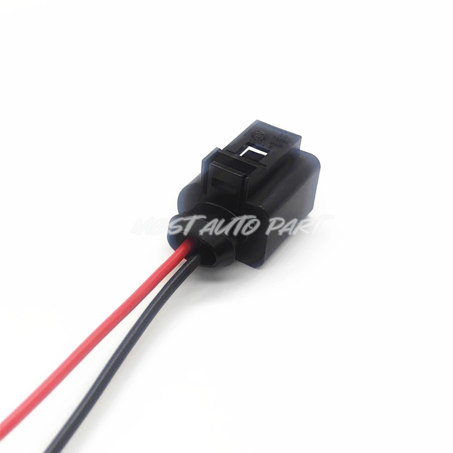 Alternator Connector Plug Pigtail For Volvo C30 2008-2013, C70 2006-2013, S40 2007-2011, S60 2011-2016 Female Connector Plug