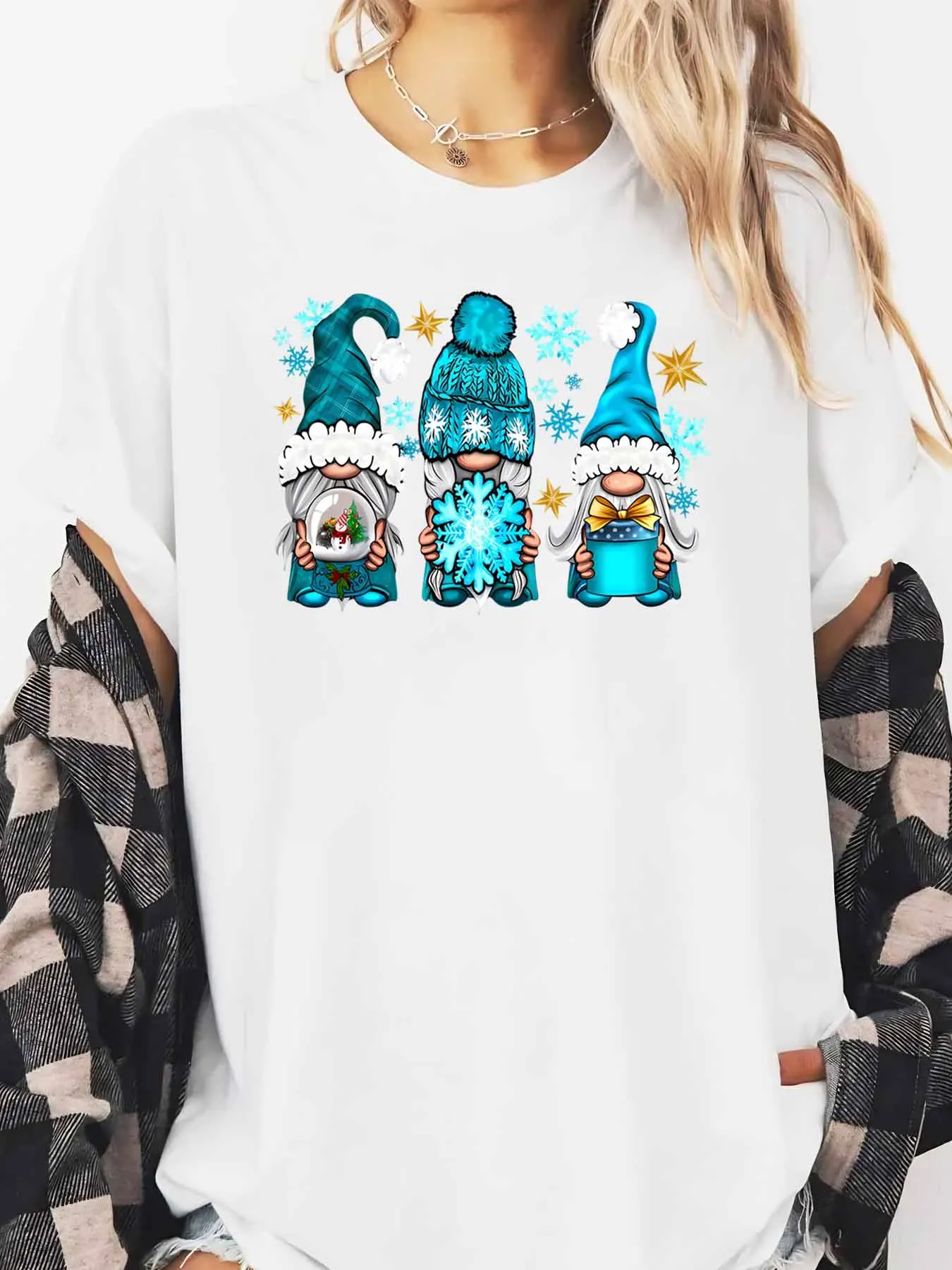 Camiseta de manga larga con estampado de copos de nieve de gnomos navideños para mujer, ropa informal de invierno, color blanco de talla grande