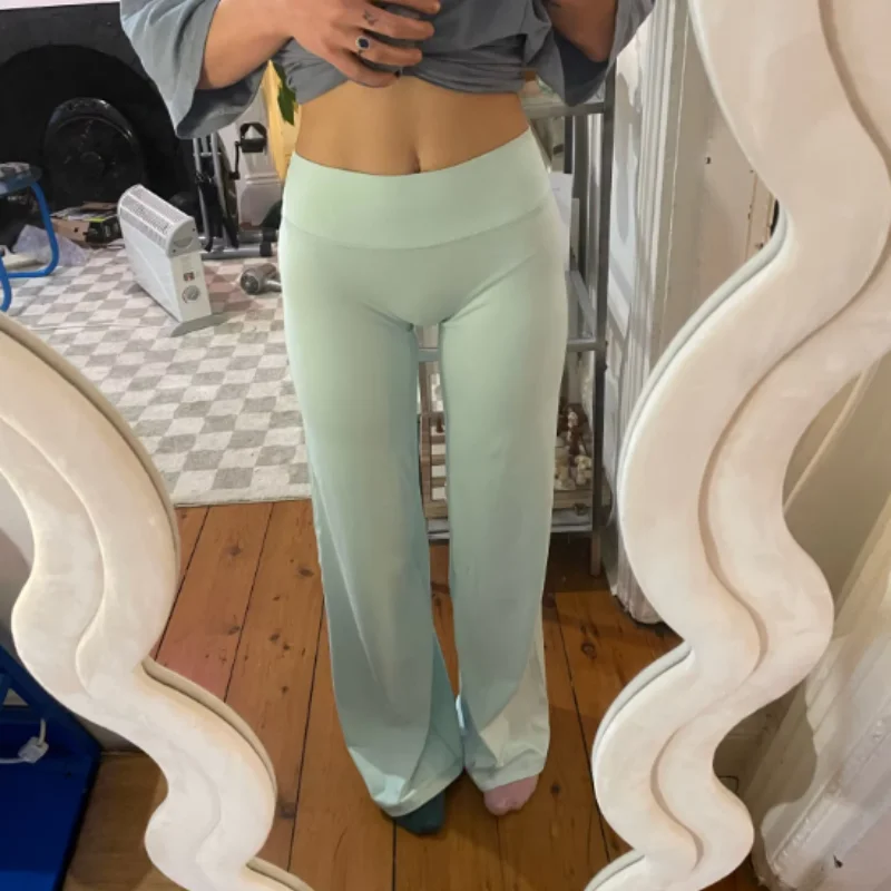 SoftMotion Mid Waist Straight Leg Naked Feel Yoga Pants Seamless Stretch Leggings for Pilates Dance Running Gymgymalo Yoga