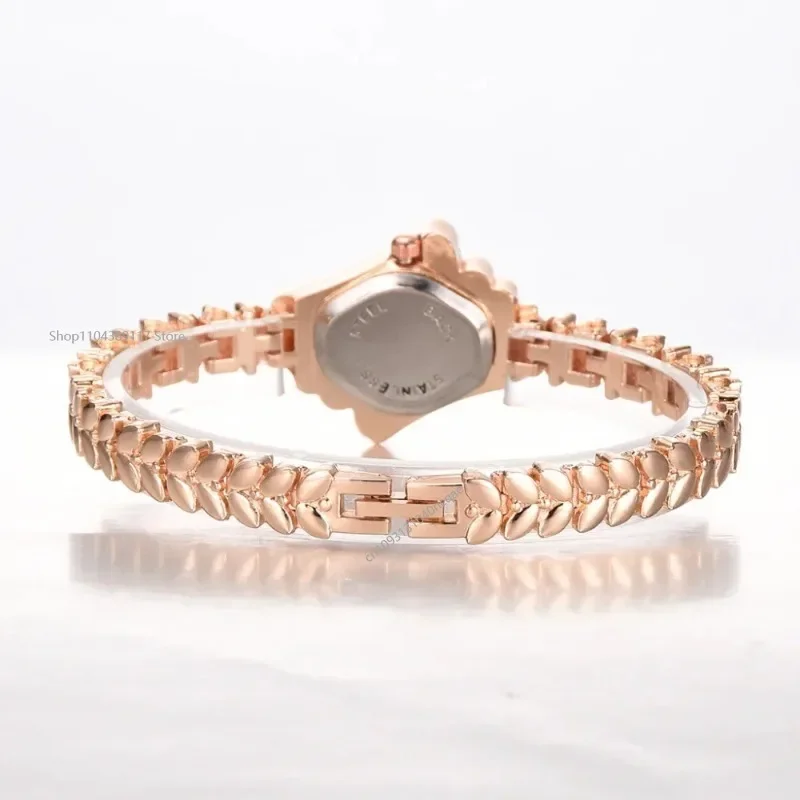 Часы из розового золота, браслет с кристаллами, модные универсальные инкрустированные женские маленькие кварцевые часы со стальным ремешком и браслетом 시계
