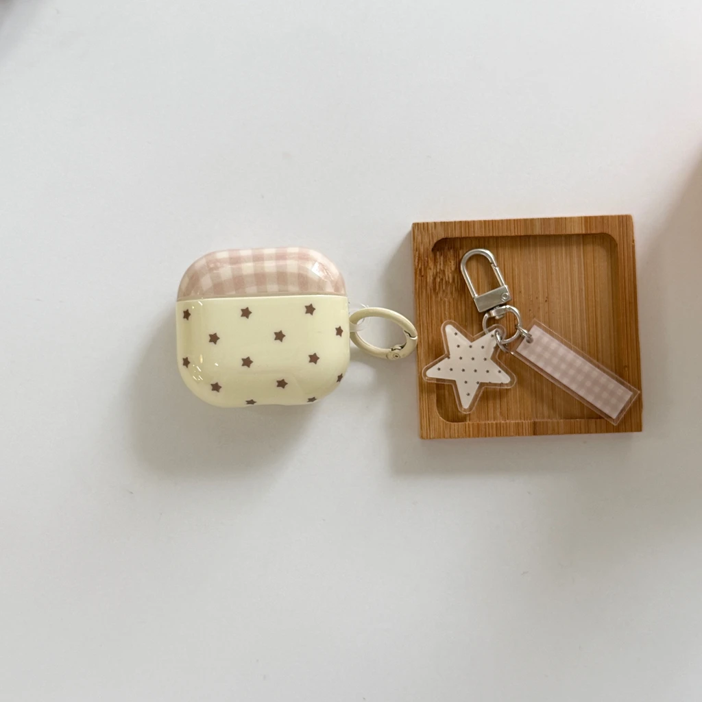 Premium Creamy Yellow Stars Plaid Grid Pattern With Pendant Shock Proof Earphone Cover Case for AirPods 1 or 2 3 4 5 Pro 2 Pro 3