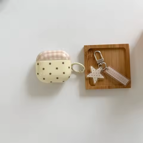 Premium Creamy Yellow Stars Plaid Grid Pattern With Pendant Shock Proof Earphone Cover Case for AirPods 1 or 2 3 4 Pro 2 Pro 3