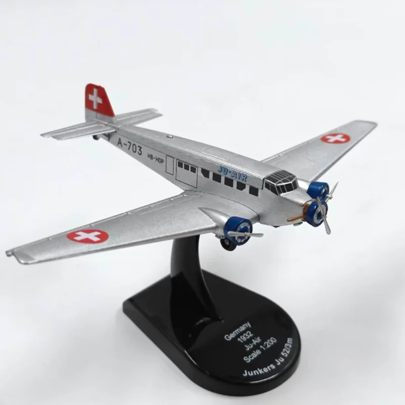ダイキャスト 1:200 スケール Ju-52 合金航空機モデル 静態コレクション 装飾されたホリデーギフト おもちゃ 記念品ギフト