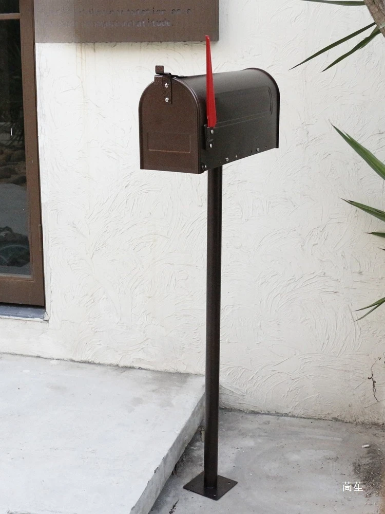 Outdoor mailbox Mailbox Large courtyard ornament Rainproof creative pastoral villa mailbox Milk can be printed with door number