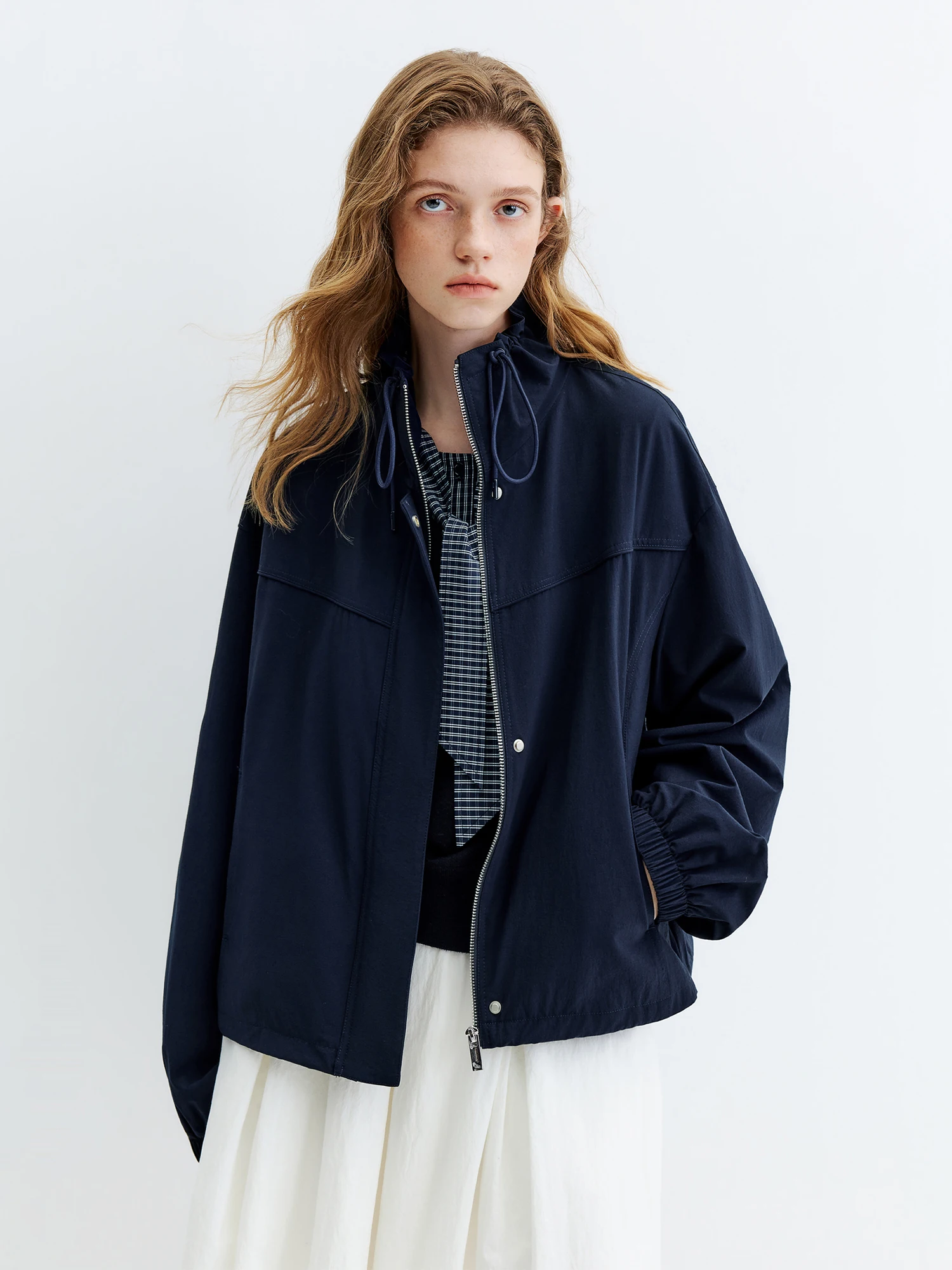 FSLE 2026 Fall Women‘s Red Cropped Stand Collar Jacket, Relaxed Fit Short Bomber Jacket Coat for Statement Casual Street Style