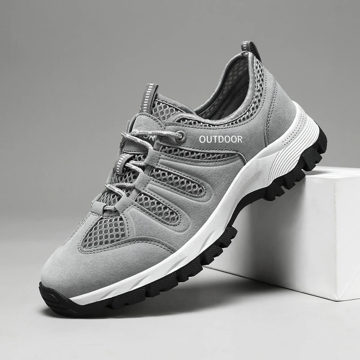 

Men's Running Shoes 2025 Lightweight and Breathable Mesh Sports Shoes Anti Slip Hiking Shoe Suitable for Various zapatillas male