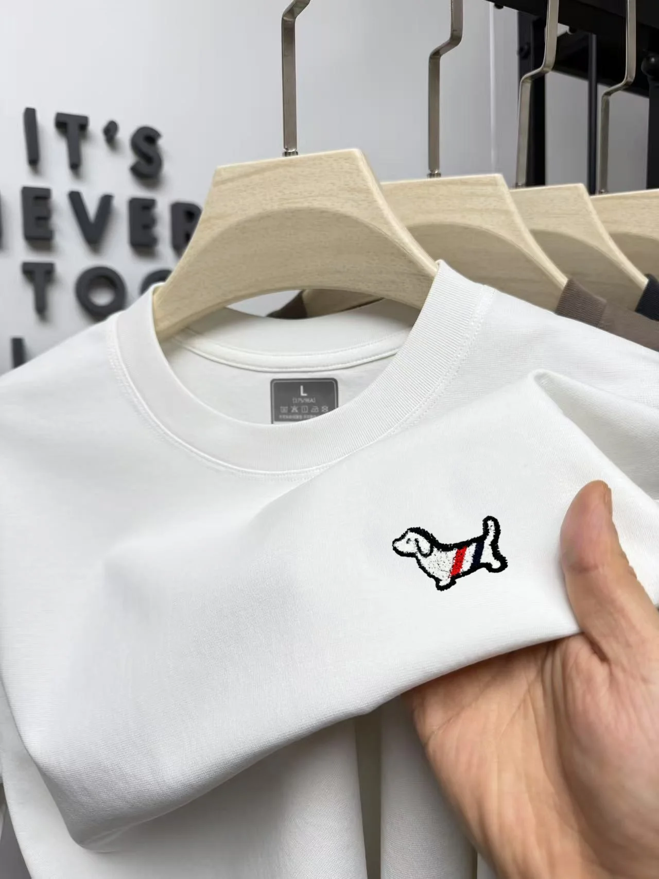 

High quality summer new men's short sleeve high-end custom designer exquisite embroidery T-shirt casual fashion comfortable top