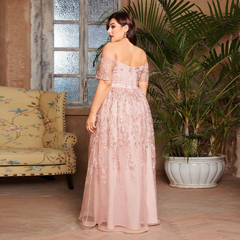 Seksowna suknia panny młodej z odkrytymi ramionami i wróżkowym urokiem na zaręczyny, nowy duży rozmiar, który wyszczupla