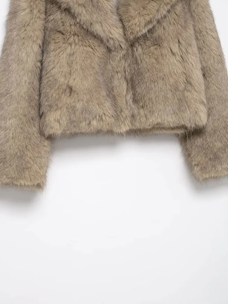 معاطف نسائية أنيقة من الفرو الصناعي من TFAFXY موضة خريف وشتاء 2025 سترات سميكة دافئة ملابس خروج معاطف قصيرة جيوب ملابس خارجية Y2K