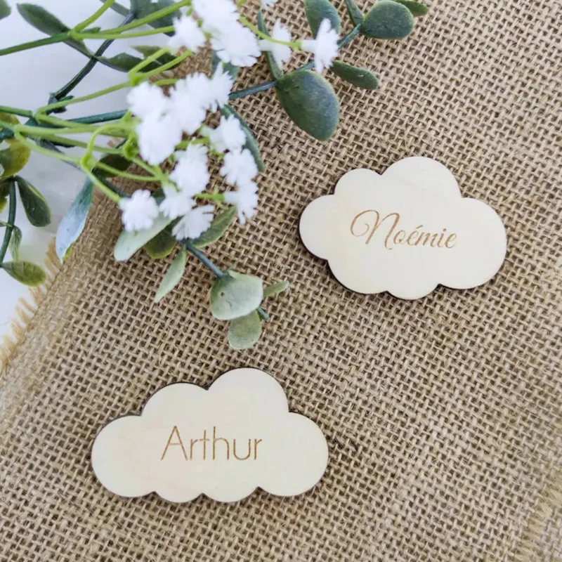 

Custom Wedding Place Name Sign decoration Personalized Banquet Guest Name Wooden Label Guest Gift name tags Wedding table Decor