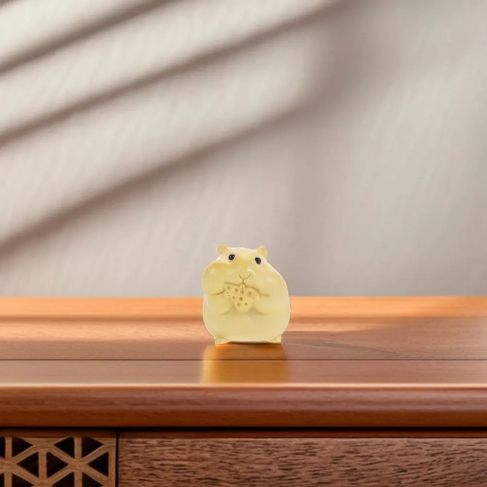 

2 Pcs Wooden Small Animal Ornaments Cute Hamster Desk Decor Bookshelf Decoration Hand Carved Statuette