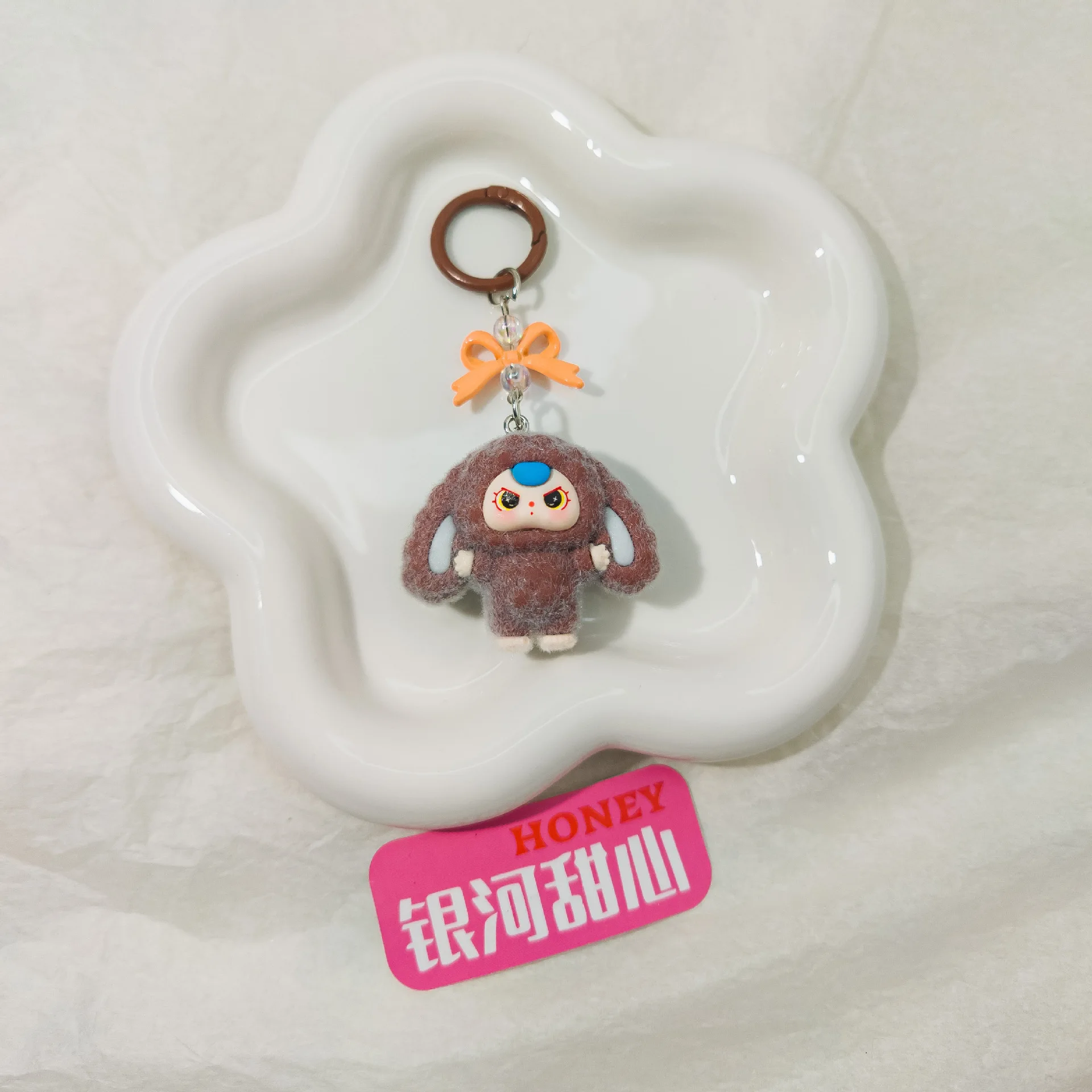 1 قطعة سلسلة مفاتيح كرتونية كبيرة الأذن دمية ثلاثية الأبعاد مع حقيبة مدرسية للطلاب عبر الحدود #2