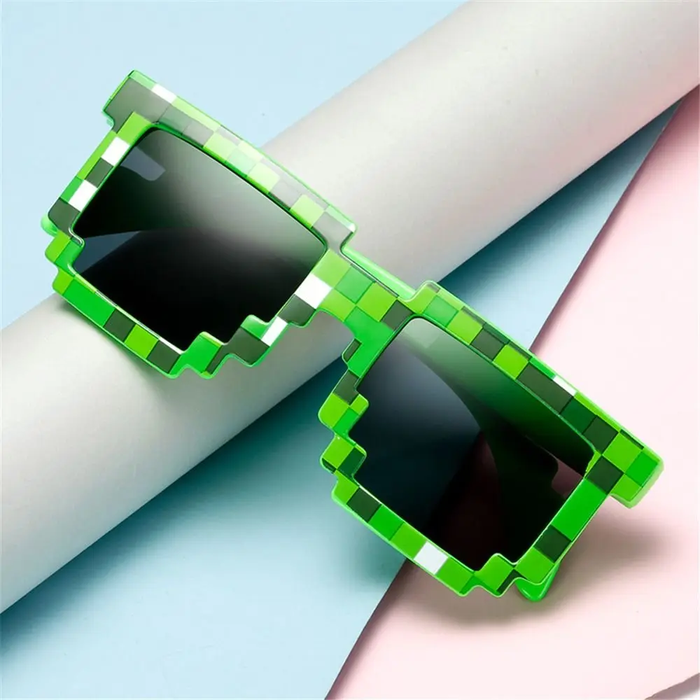 Retro Glasses Disco Mosaic Sunglasses Halloween Cosplay Funny Pixelated Mosaic Glasses Novel Cool Sun Glasses for Adults Teens