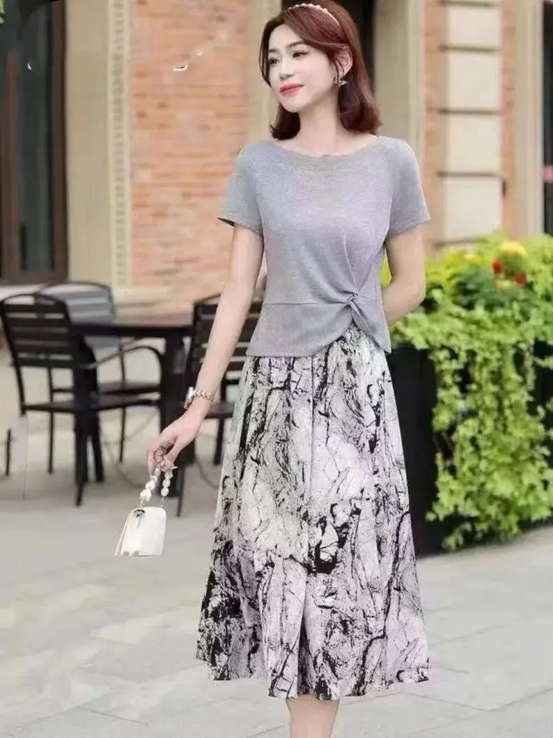 

Fashionable Printed T-Shirt Skirt Set Summer New Arrival Women's Casual Wear High Waist Asymmetric Design Breathable Polyester