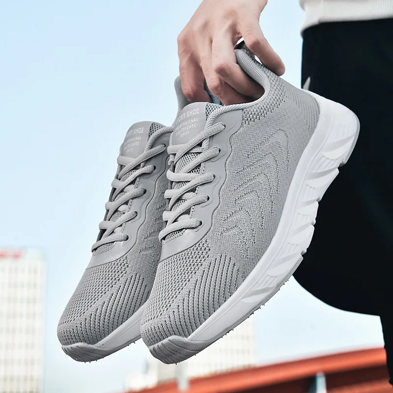 

2025 новая модная легкая универсальная повседневная спортивная обувь, мужские летние дышащие сетчатые туфли, мужские кроссовки