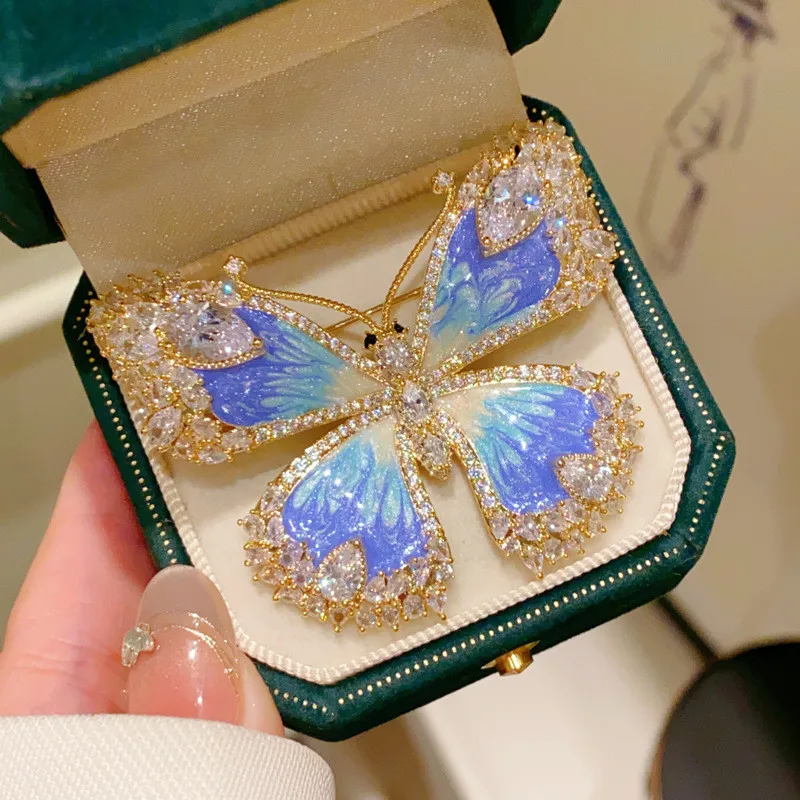 CC Sweater Pins Gradient Blue Color Butterfly Shape Vintage Brooches Glaze Coat Pins Full of Shining Zirconia Corsage Gift B394