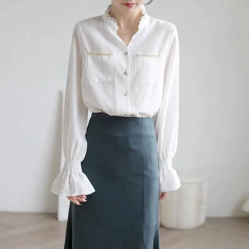 French Romantic Gentle Shirt Puff Sleeve Tops Grace Classy Stylish White Pockets V-neck Elegant Temperament Dream Leisure Classy