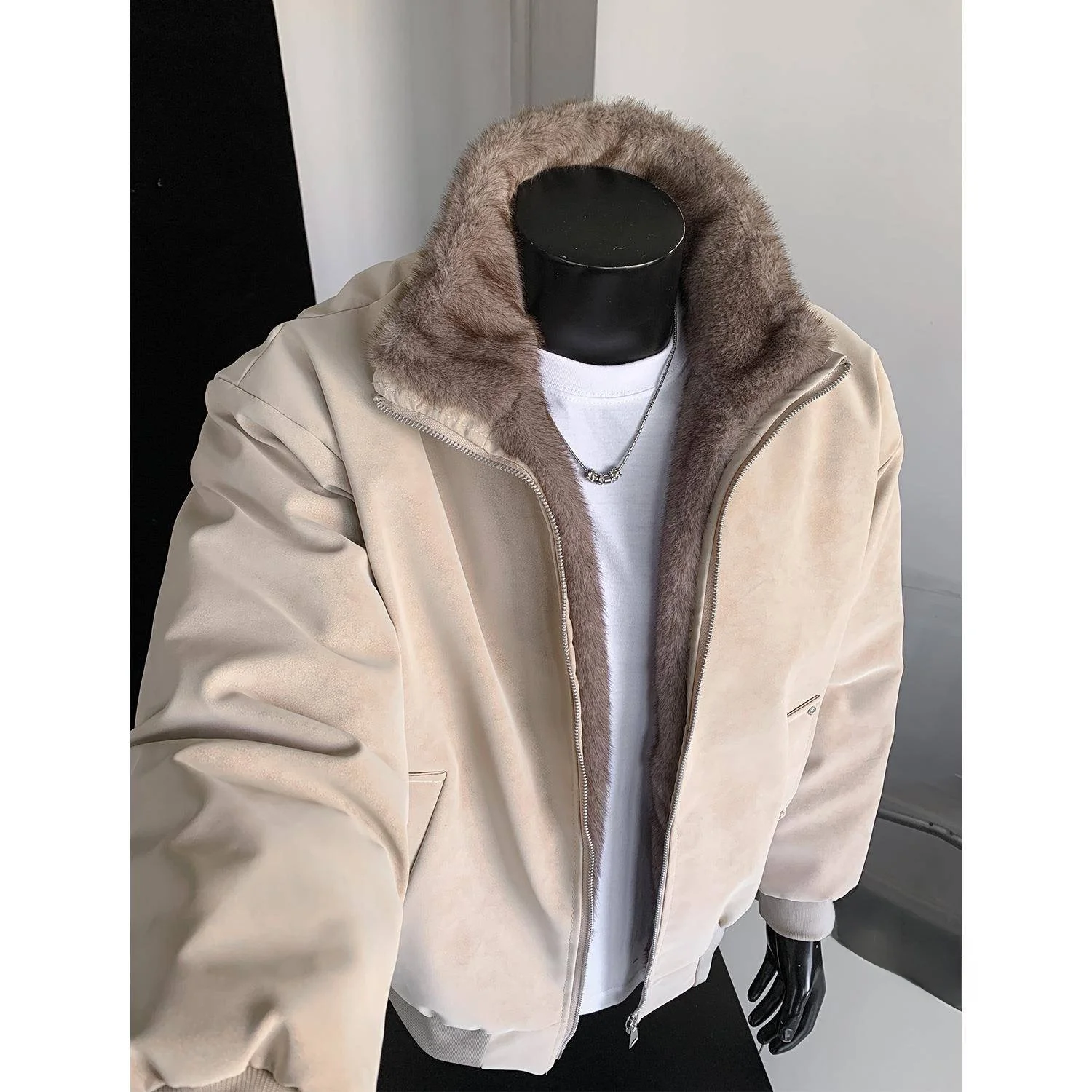 

Winter Thiened Men's Double Color Fur PU Leather Cotton Jaet Mountains Eagle Faion Brand Casual Long Zipper Coat