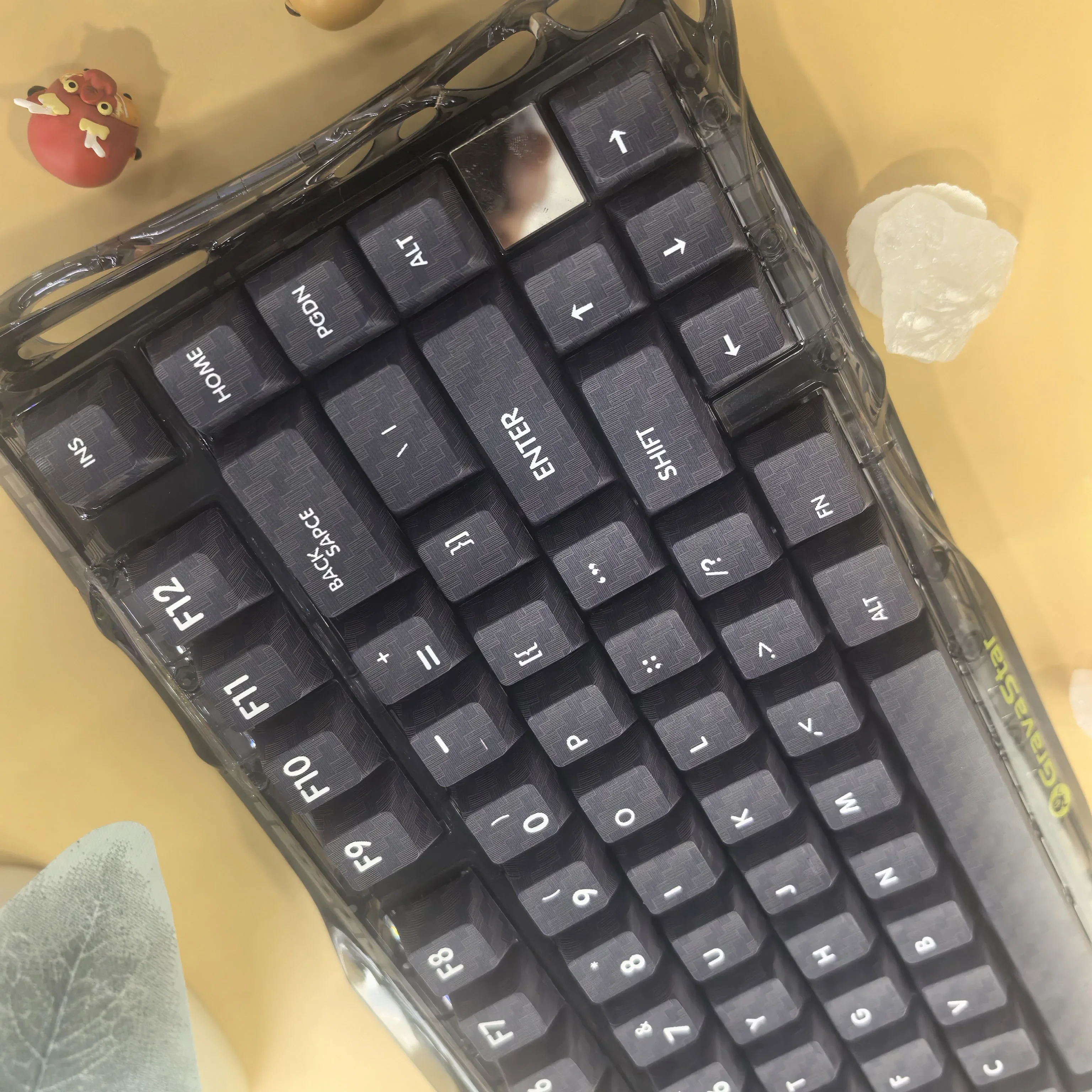 

Single black keycap PBT material original height five-sided hot sublimation Zhiyi carbon fiber texture wooting60he