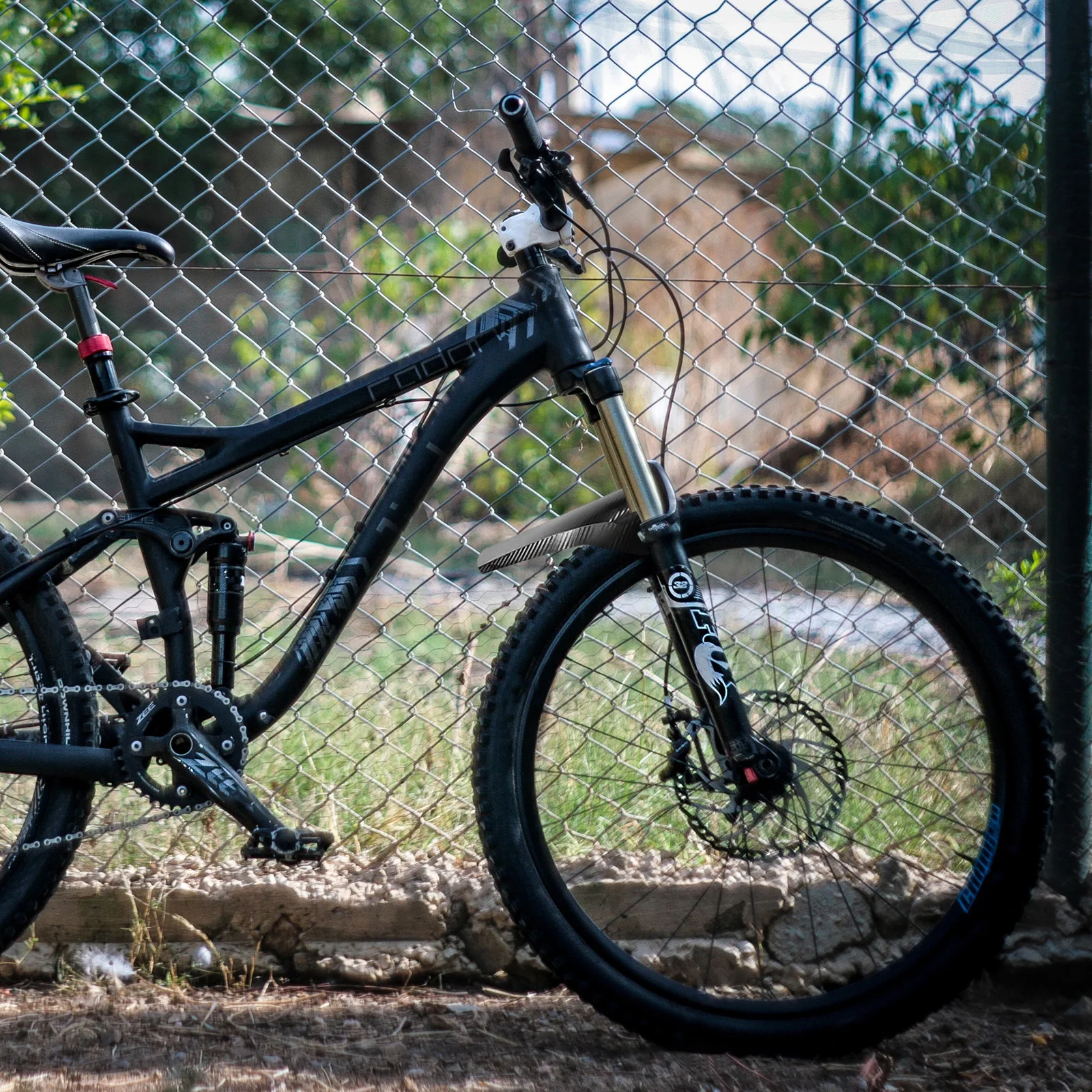 

2Pcs Bike Mudguard High-Quality Strong Mountain Bike Mud Guard Splash-Proof Mudguard for Bikes Cycling Protection