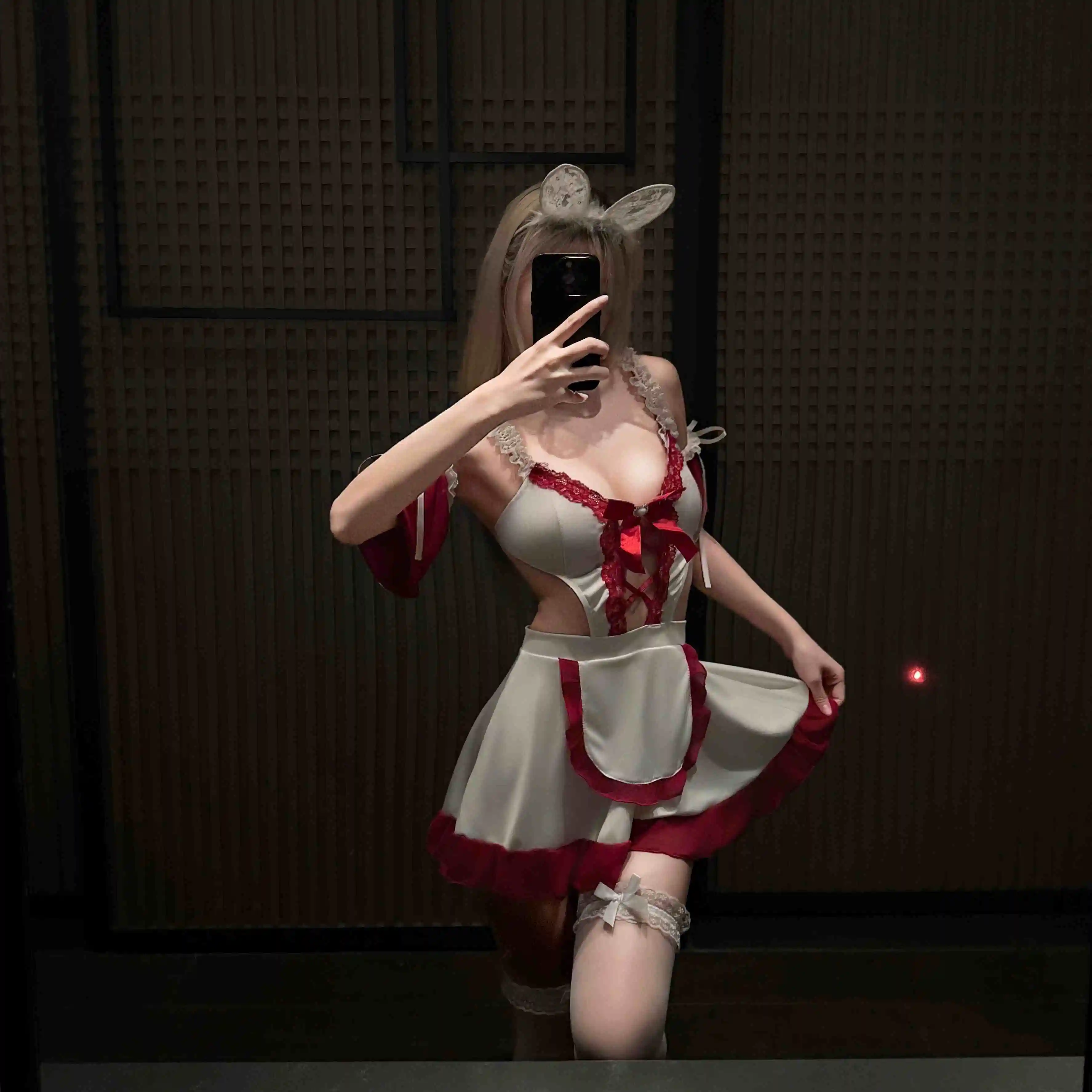 شقي خادمة الزي لوليتا تأثيري مثير المثيرة Kawaii نادي زي أسود أبيض المرأة فستان موحد لطيف Bowknot ازياء