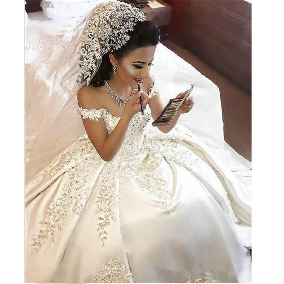 

Customized Charming Wedding Dresses Off The Shoulder Appliques Lace Bride Dresses Princess Wedding Gowns vestido de novia boda