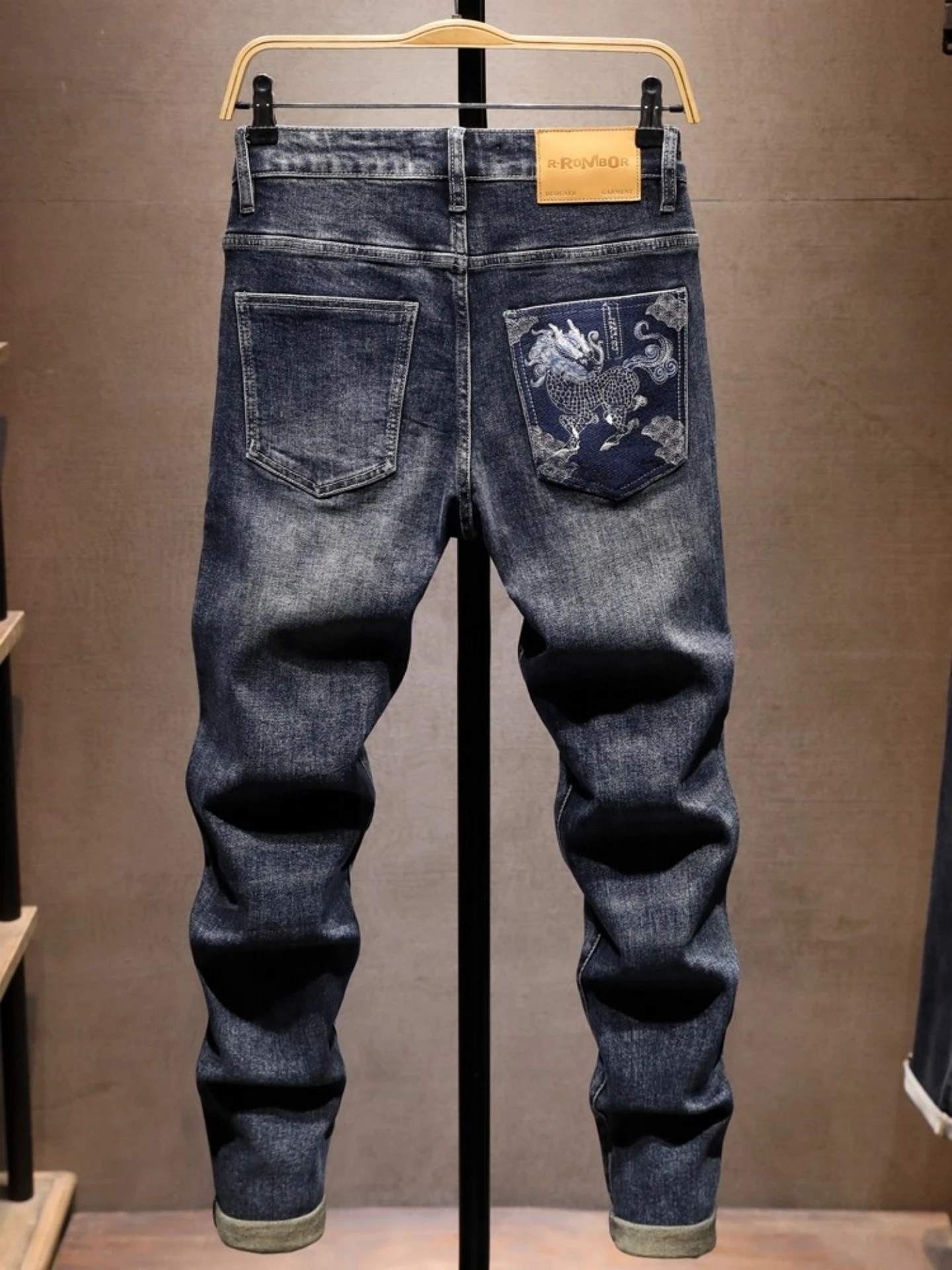 

Мужские джинсы премиум-класса с вышивкой, модные, универсальные, приталенные, длинные брюки, осенние, прямые, свободного кроя