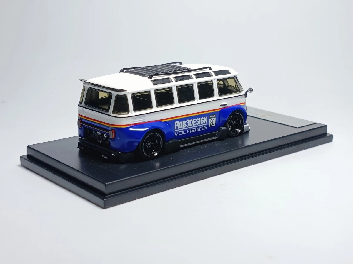 Insprie Modell 1:64 t1 Kombi Robert Design Rothmas No30 Druckguss Modell auto