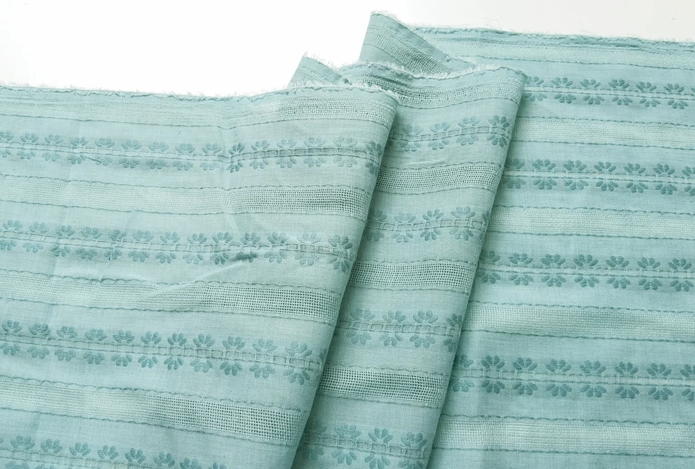 1 Meter x 1,4 Meter Blumen-Jacquard-Baumwollgaze-Stoff für Hemden im Sommer – Detail 8