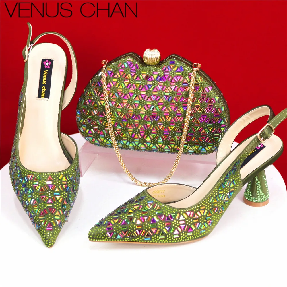 African Ladies Elegant Pointed Toe Shoes with shiny Metal Stand Bag Women Party Shoes or Commuting Shoes and Bags Set