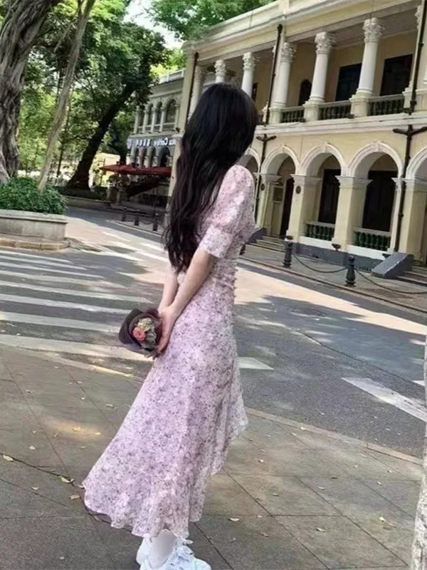 2024 New Fashion Square Neck Dress with Broken Flower Split Long Dress Women's Summer Tea Break French Dress Trend ZNM2