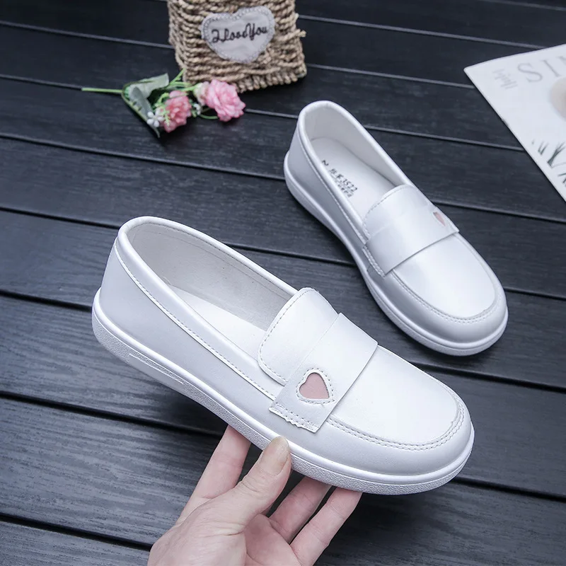 2024 New Summer White Nurse Shoes Women Soft Sole Fashion Comfortable Casual Comfortable Non-slip Flat Sports Walking Shoes