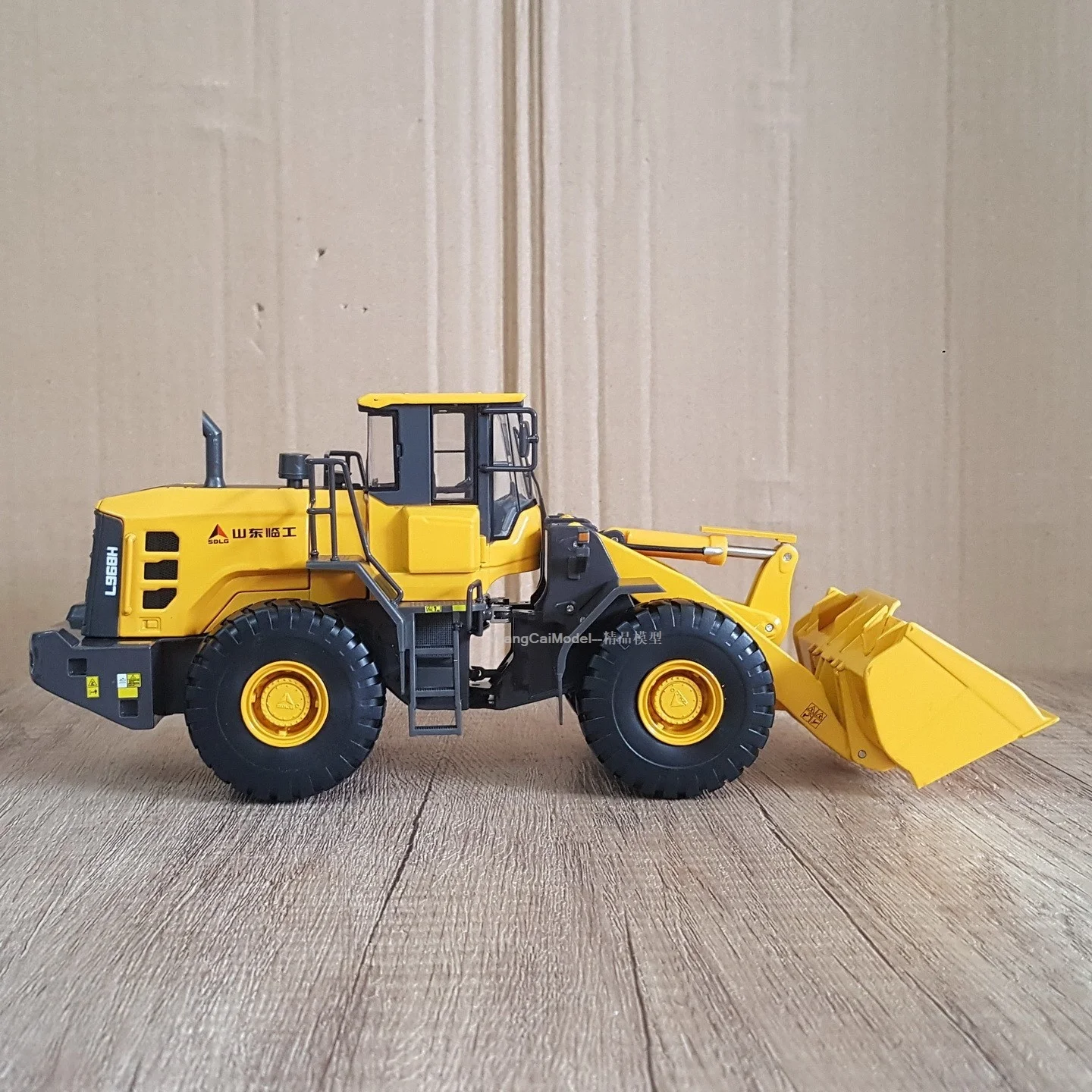 Collectible Diecast Model 1:35 SDLG L968H Wheel Loader Construction Vehicles Engineering Machinery Alloy Model,Business Gift