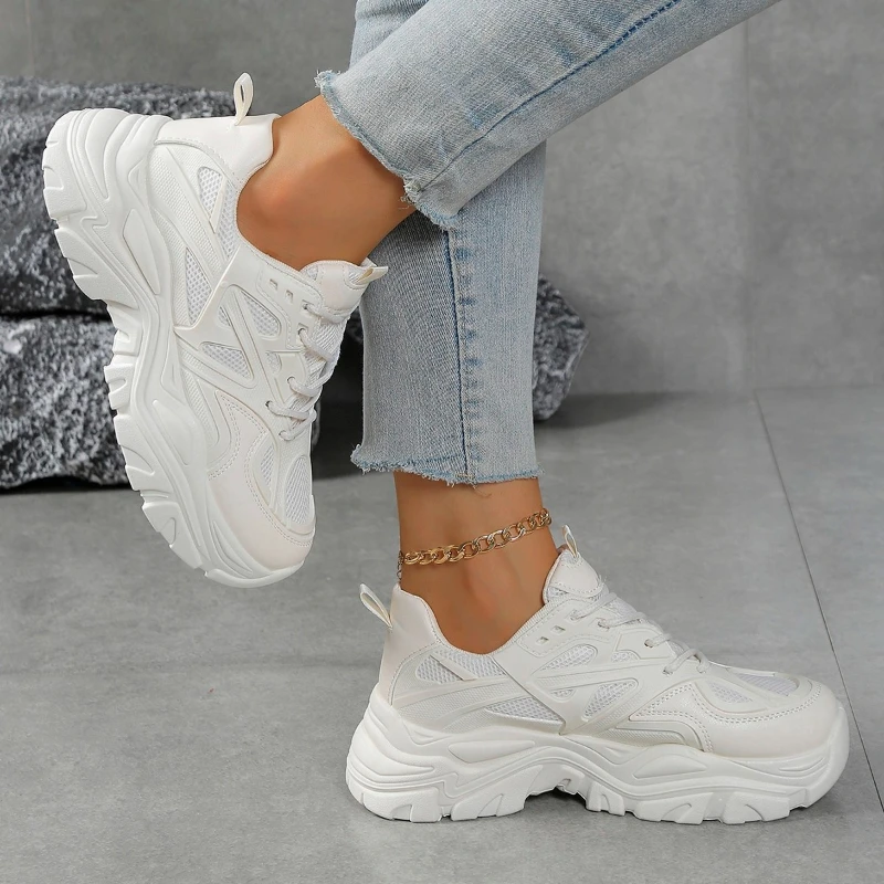 أحذية رياضية نسائية جديدة غير رسمية لعام 2026 أحذية نسائية شبكية بمقدمة مستديرة أحذية خريفية عصرية مريحة تسمح بمرور الهواء للتنس #4