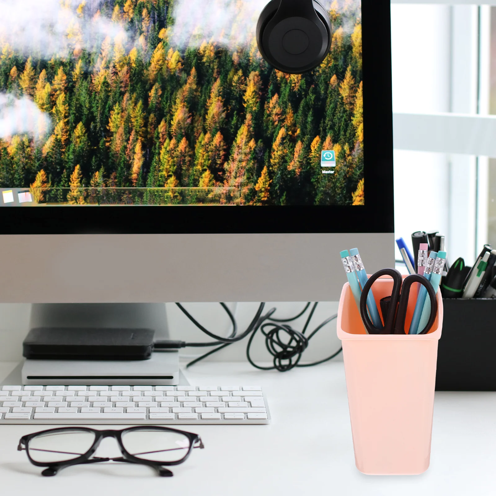 

Small Desk Trash Bin Modern Design Portable Waste Bucket for Home Office Study Table Organizer Mini Garbage Can with Cover