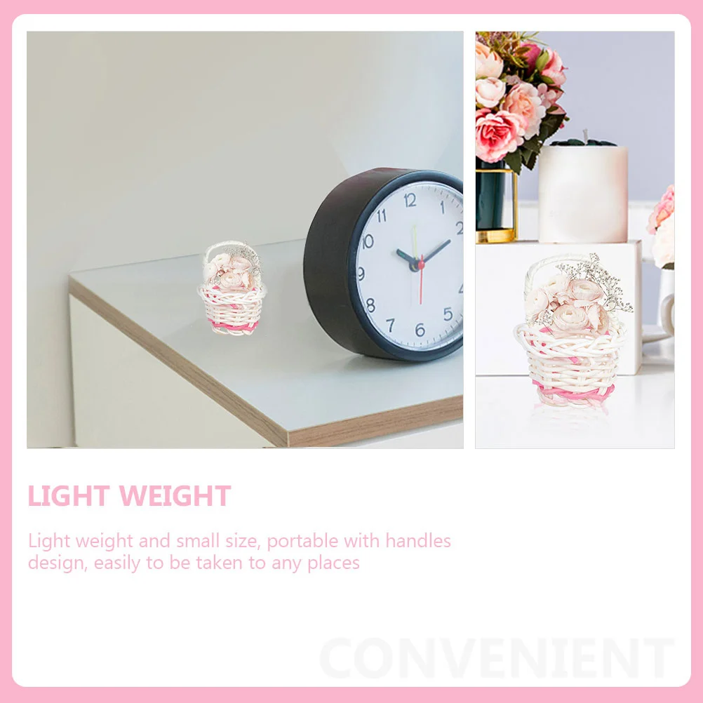 

15Pcs Rattan Woven Mini Baskets Compact Portable Baskets Handheld Desktop Photo Prop Decor Mini Woven Basket